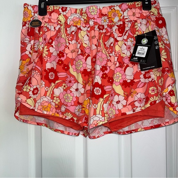 Avia Pants - Avia Running Shorts - Pink Floral Print - Size L 12-14 NWT
